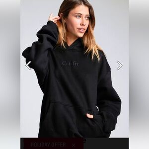 Comfrt signature hoodie onyx black NWT size small
